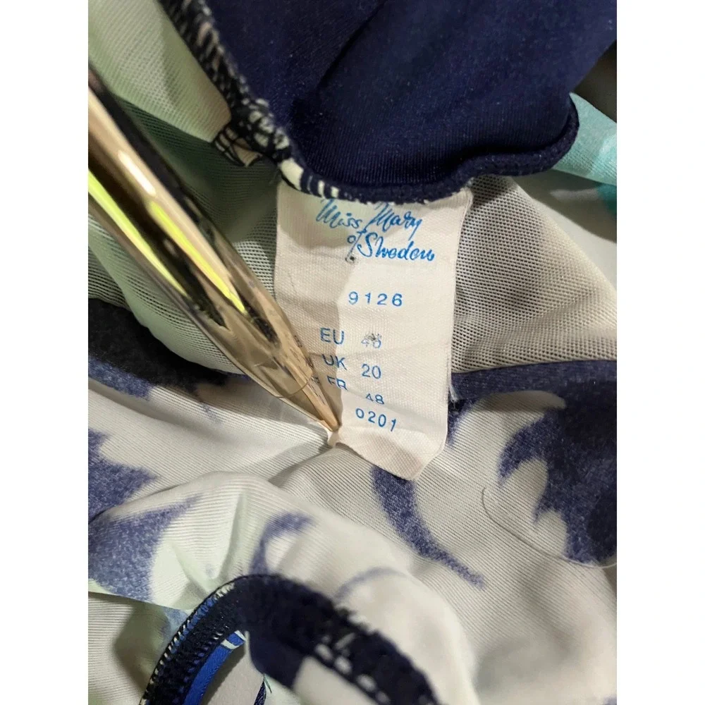 One Piece Swimsuit Women‎ 16 Navy Blue Baroque Print Nautical Coastal Vacation